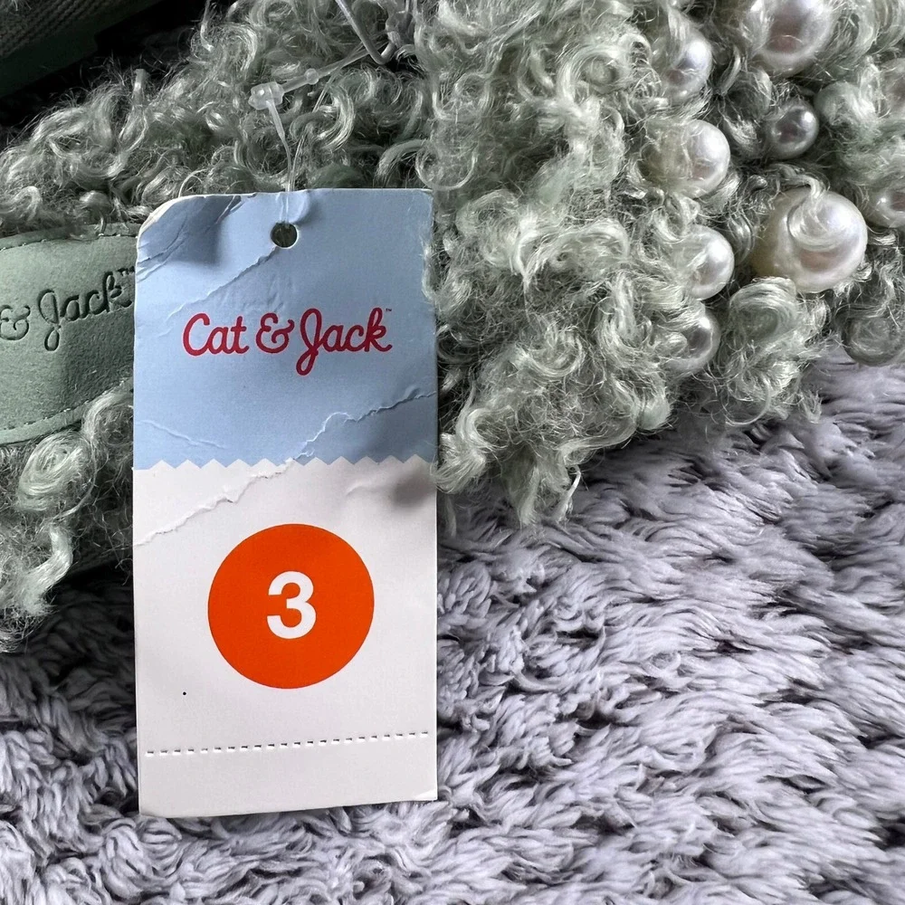 Cat Jack Toddler Girls Slippers Size 3‎ Mint Green Faux Fur Pearl Embellished